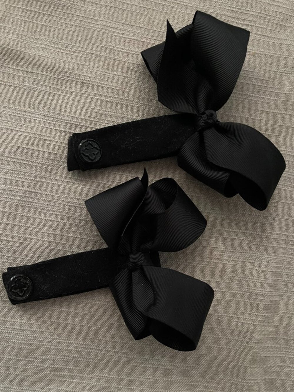 Set of 2 Black Grosgrain Bow Magnetic Boot Clips by Poppy Clips